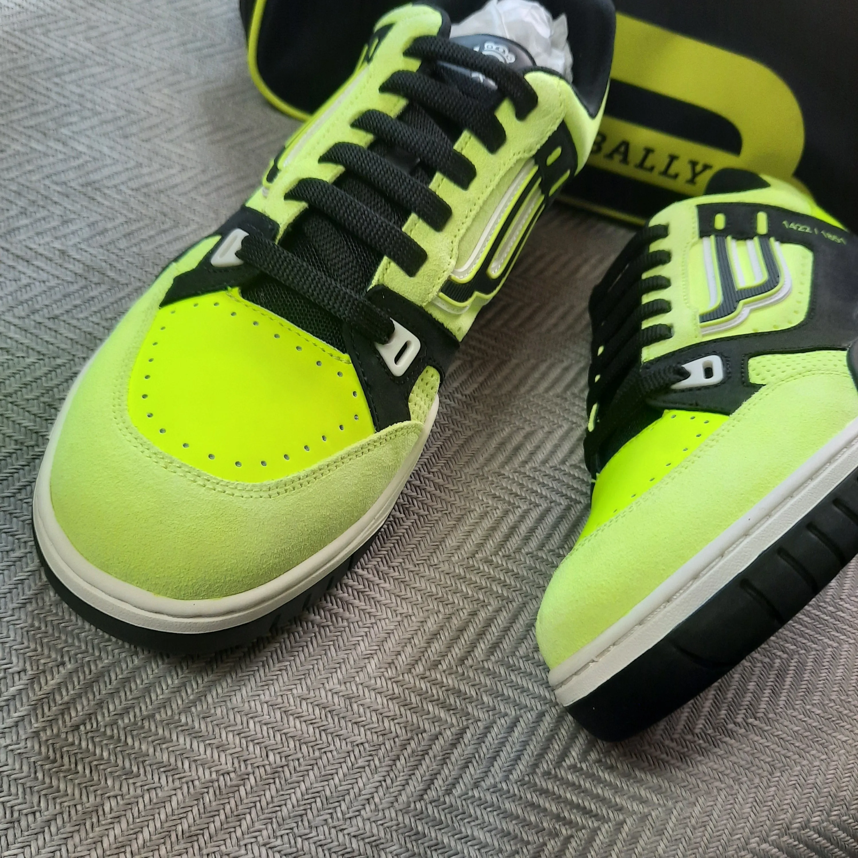 Bally Yellow Fluorescent Kuba Sneakers Size 9