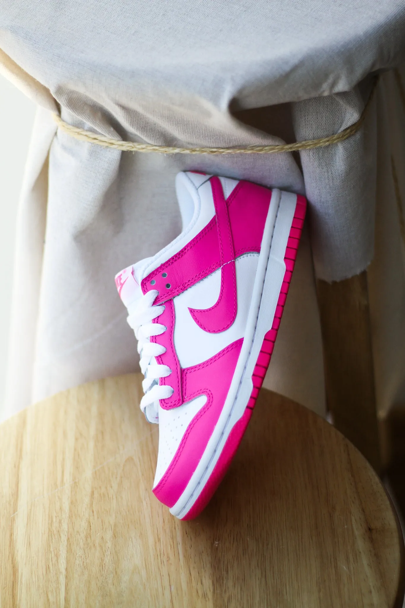 DUNK LOW (GS) "LASER FUSCHIA"