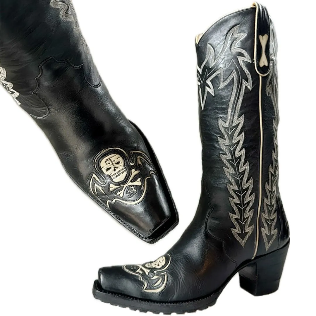 LIBERTY BOOT CO. Killaz Skull Crossbones Womens Cowboy Boots