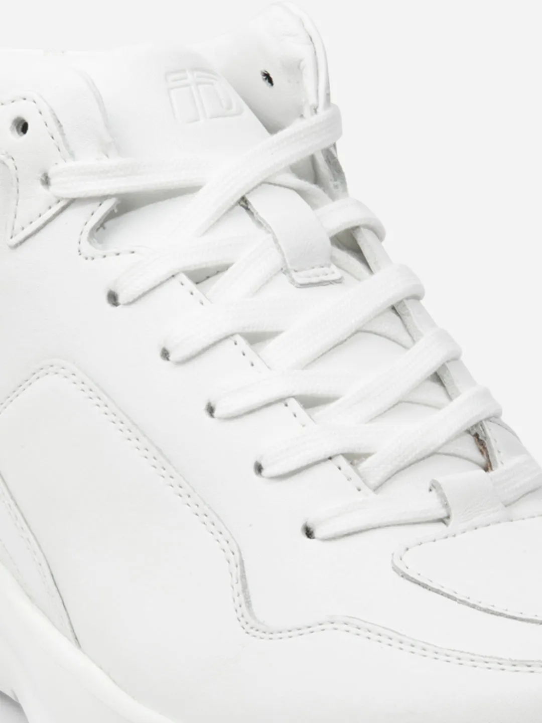 Men White Leather Sneaker (ID3093)