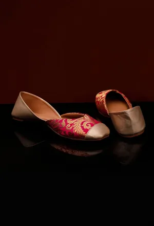 Rose Pink Brocade Juttis