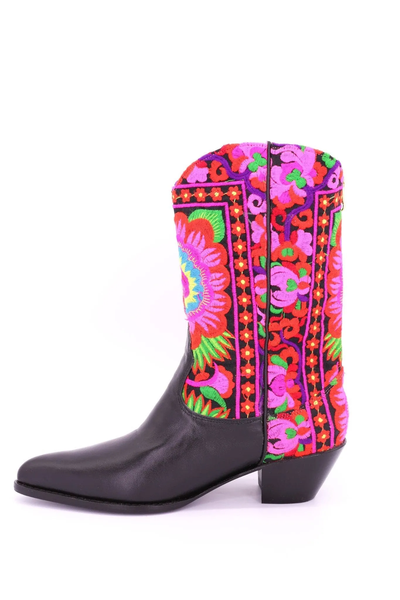 SELINA TRIBAL EMBROIDERED WESTERN BOOTS X FREE PEOPLE