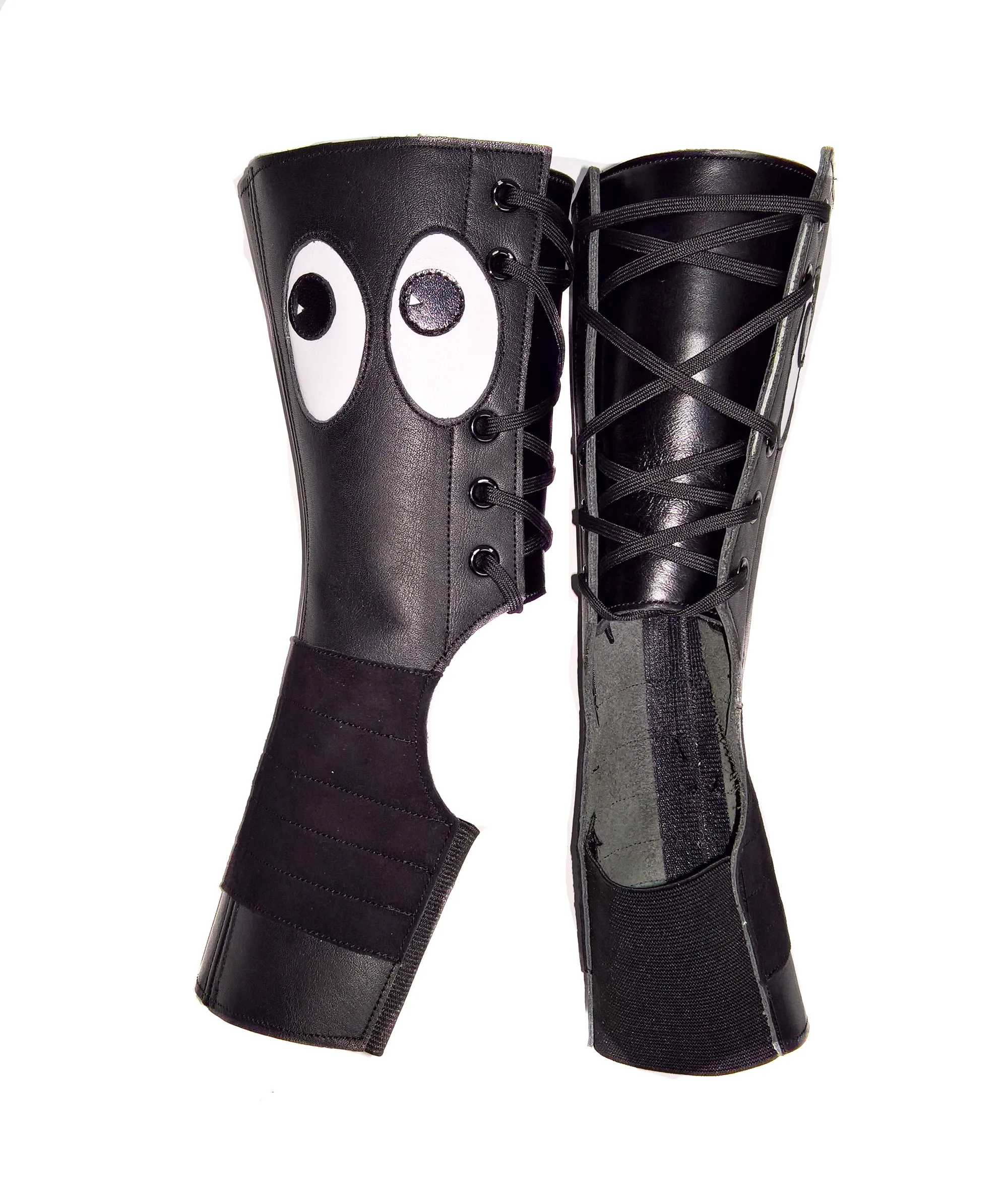 Short PEEKABOO Aerial boots w/ Black & White Eyes