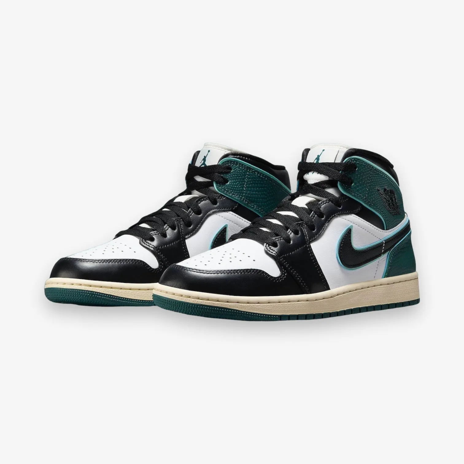 WMNS AIR JORDAN 1 MID SE WHITE/BLACK-LIGHT DEW-OXIDIZED GREEN FQ7818-100