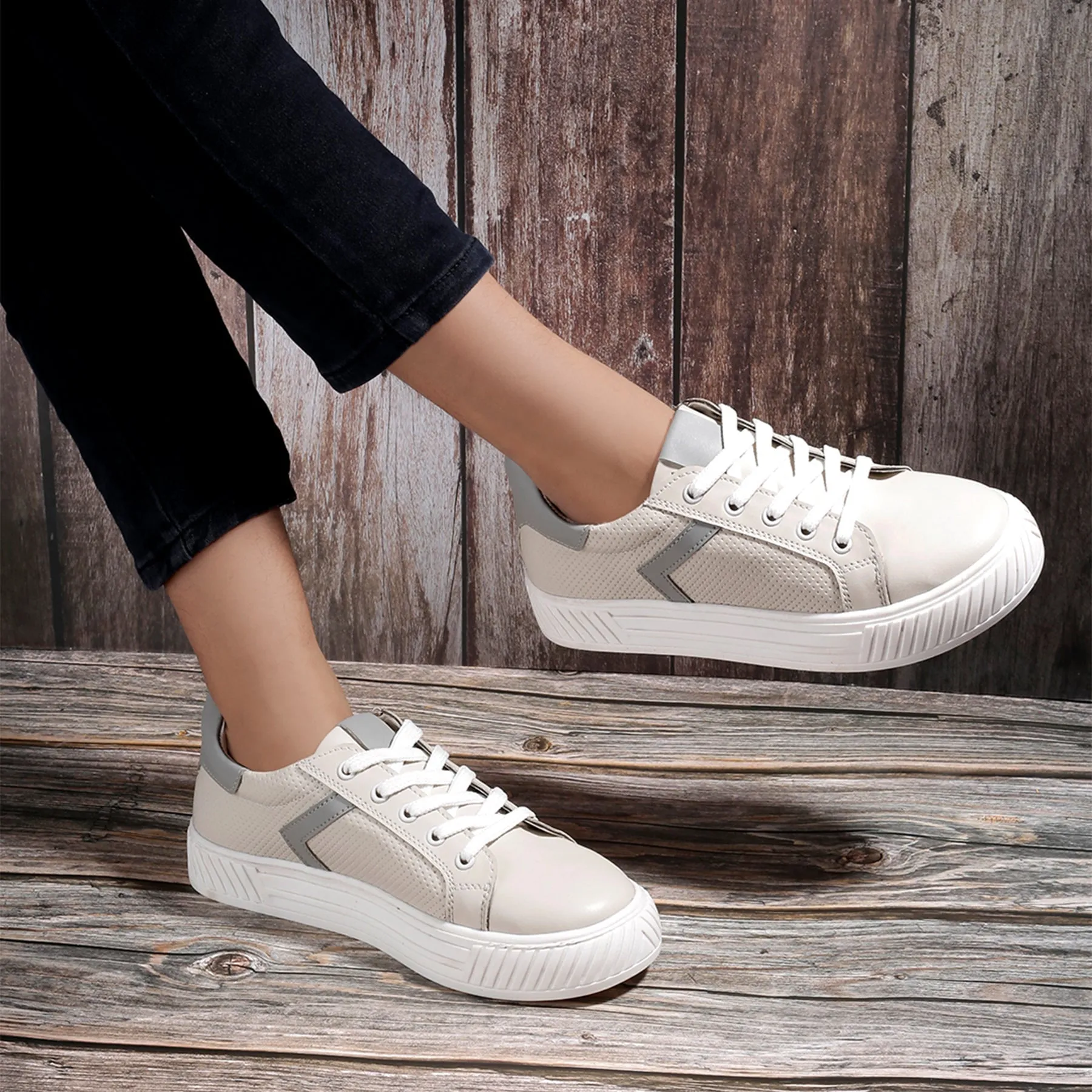 Women's Faux Leather Stylish And Fashionable Sneakers